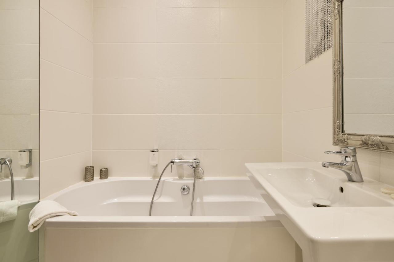 Apartment Am Kurpark บาเดน-บาเดน ภายนอก รูปภาพ