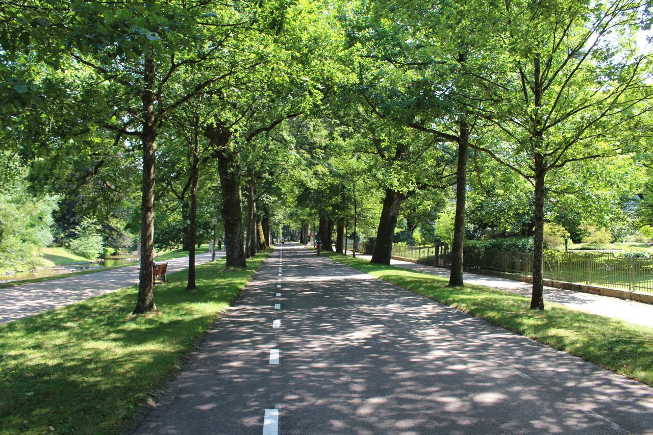 Apartment Am Kurpark บาเดน-บาเดน ภายนอก รูปภาพ