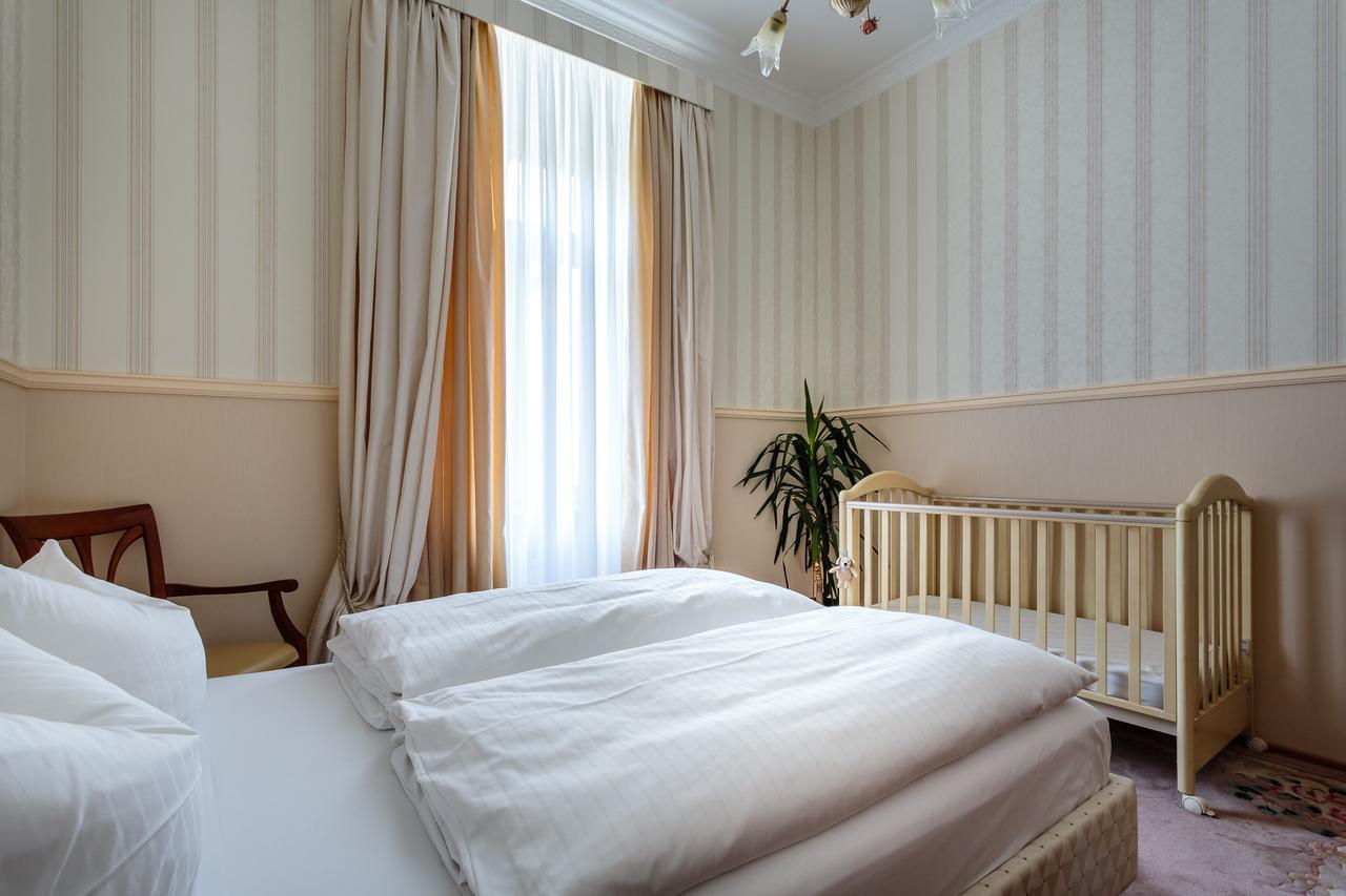 Apartment Am Kurpark บาเดน-บาเดน ภายนอก รูปภาพ