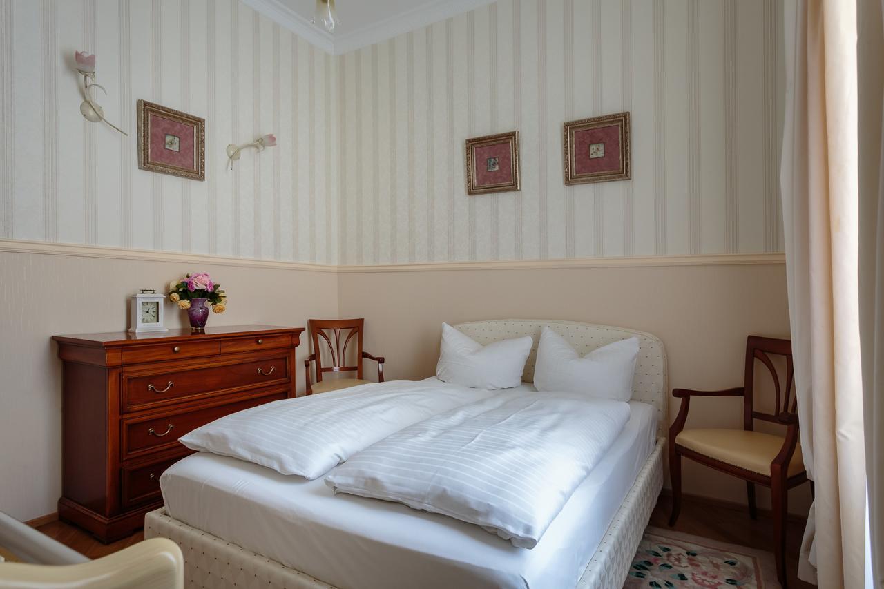 Apartment Am Kurpark บาเดน-บาเดน ภายนอก รูปภาพ